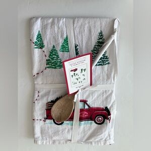 NWT Hallmark Towel And Spoon Set